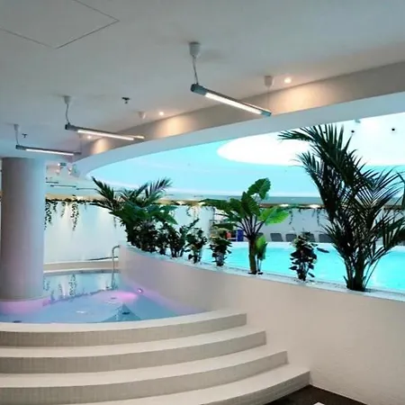 Hanza Tower Sunny & Sauna & Jacuzzi & Pool Stettino